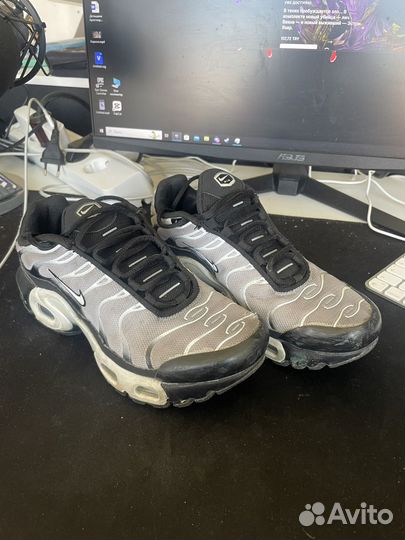 Кроссовки nike tn