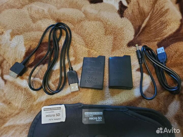 Акссесуары для psp & ps vita разные