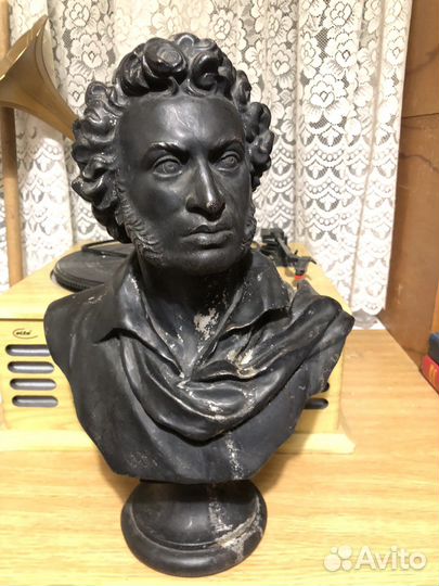 Бюст А.С.Пушкина