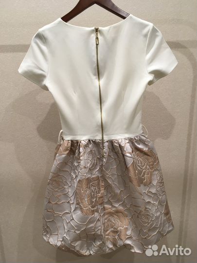 Продаю платье