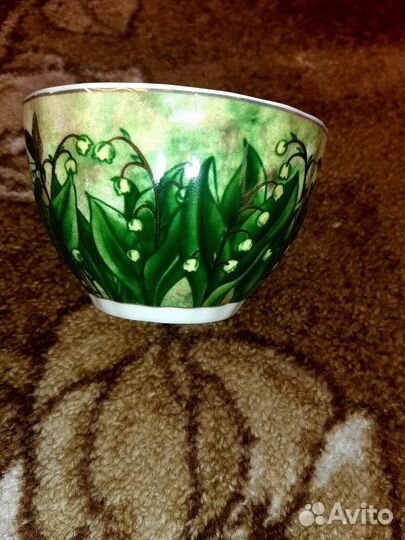 Фарфоровый чайный сервиз