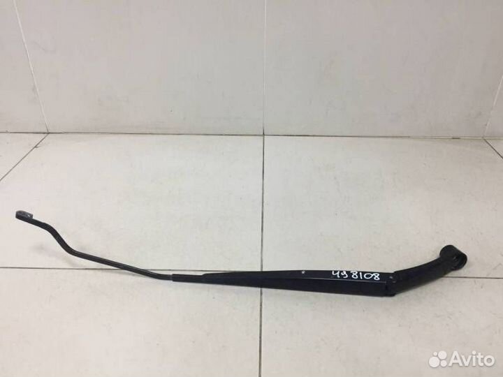 Поводок стеклоочистителя передний правый Hyundai S