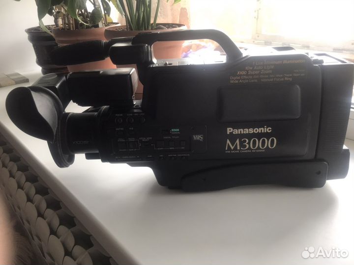 Видеокамера Panasonic M3000