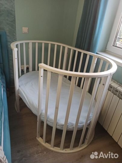 Детская кроватка с маятником круглая трансформер