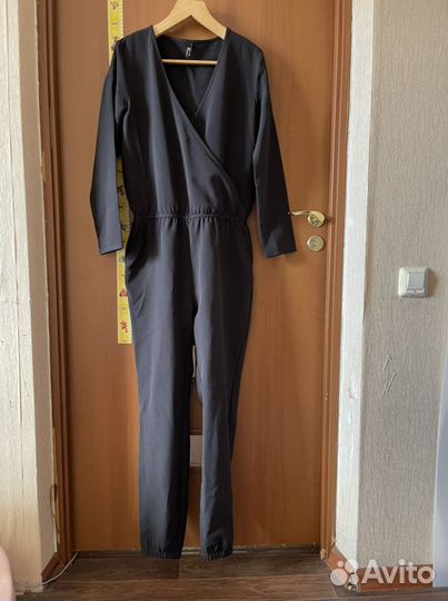 Комбинезон женский