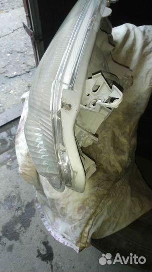 Фара toyota corolla