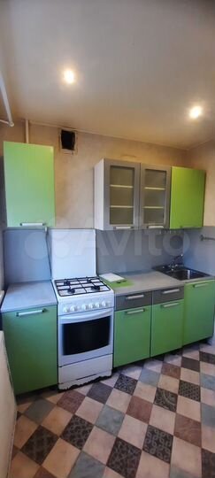 2-к. квартира, 42 м², 1/3 эт.