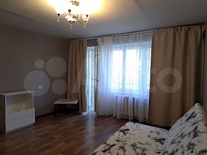 3-к. квартира, 70 м², 3/6 эт.