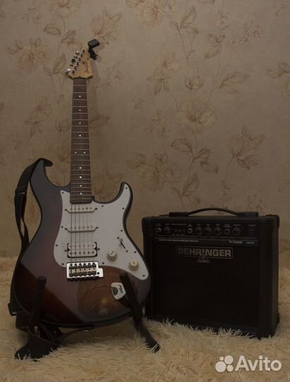 Электрогитара Yamaha Pacifica 112j + комбик