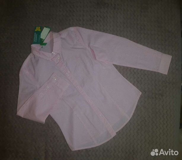 Новая Блузка школьная р.122-128 Бенитон