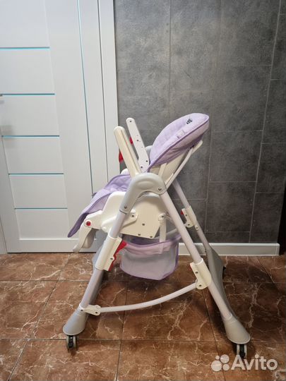 Детский стульчик для кормления