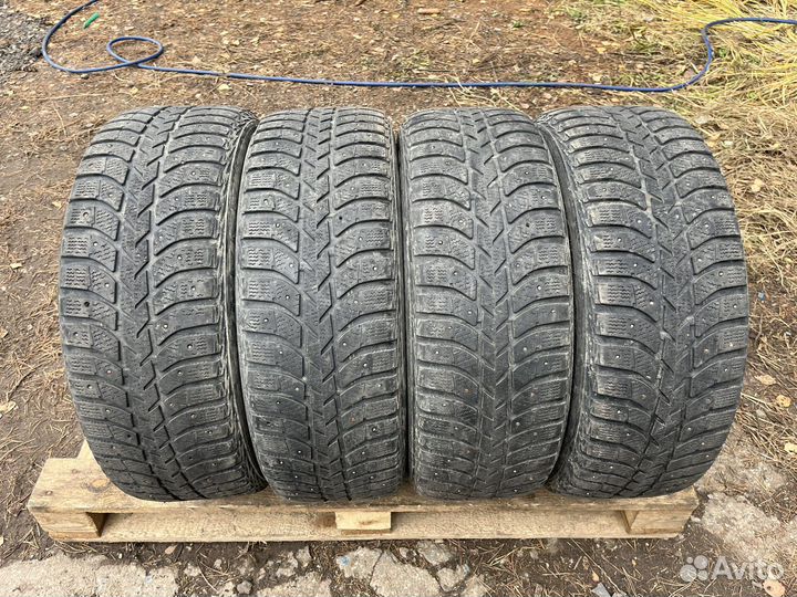 Bridgestone Ice Cruiser 5000 205/60 R16