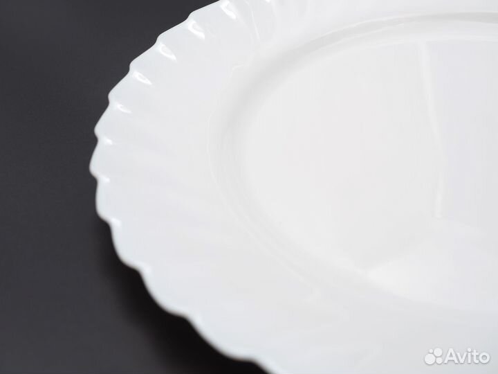 Тарелка обеденная Luminarc 