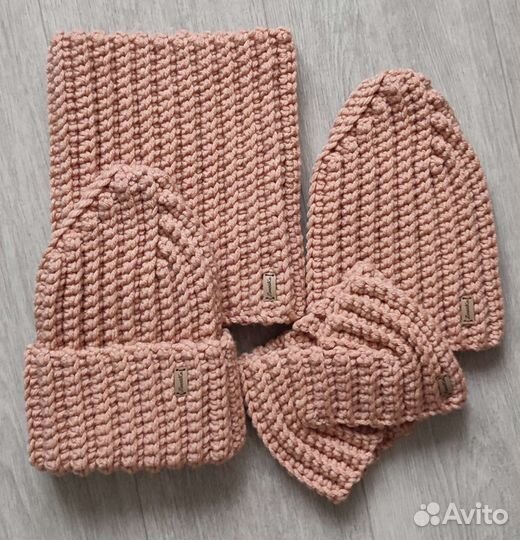 Вязаный комплект Карамель