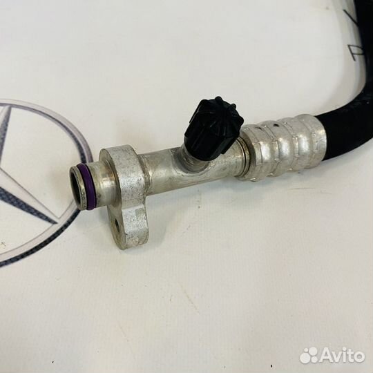 Трубка кондиционера Mercedes W204 W207 W212