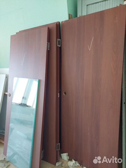 Двери межкомнатные, металлические и другие б/у