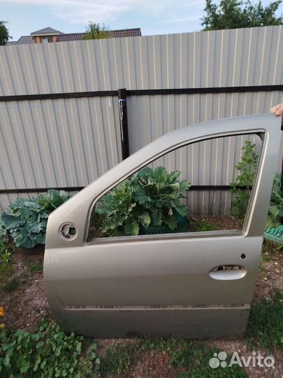 Дверь на renault logan 1