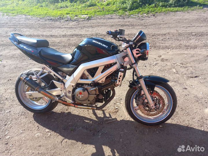 В разборе Suzuki SV650 N 2007