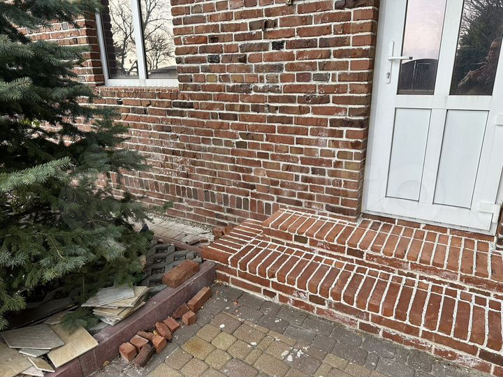 Дом 165 м² на участке 9 сот.