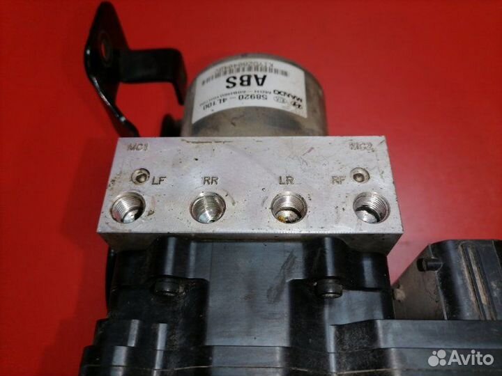 Блок abs Hyundai Solaris RB G4FA 2015