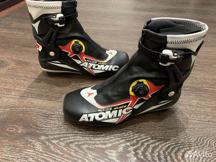 Лыжные ботинки Atomic Race Skate BOA