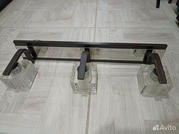 Светильник настенный