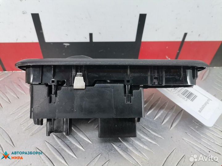 Блок управления стеклоподъемниками Ford Fiesta 6