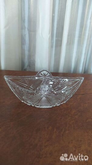 Хрустальная ваза