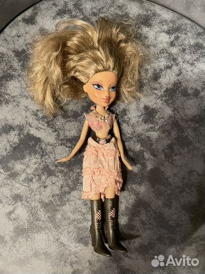 Кукла Bratz