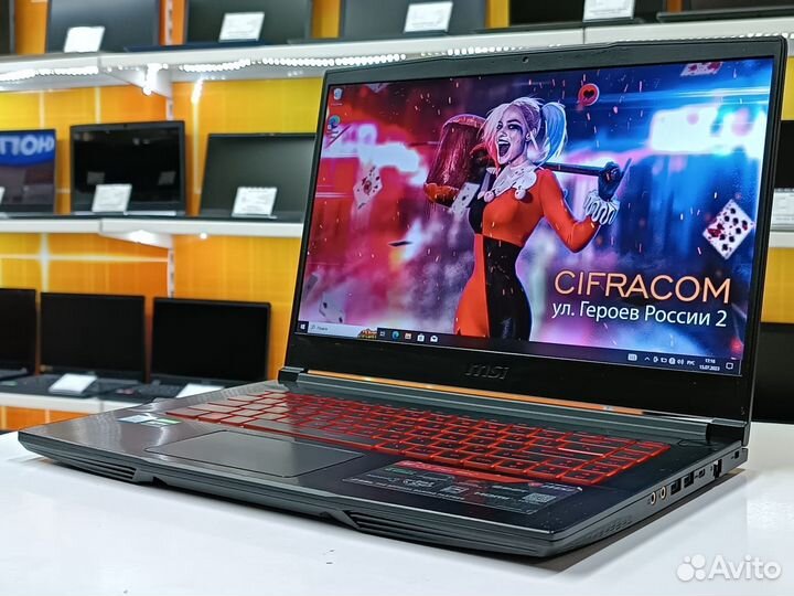 Ноутбук MSI 15.6