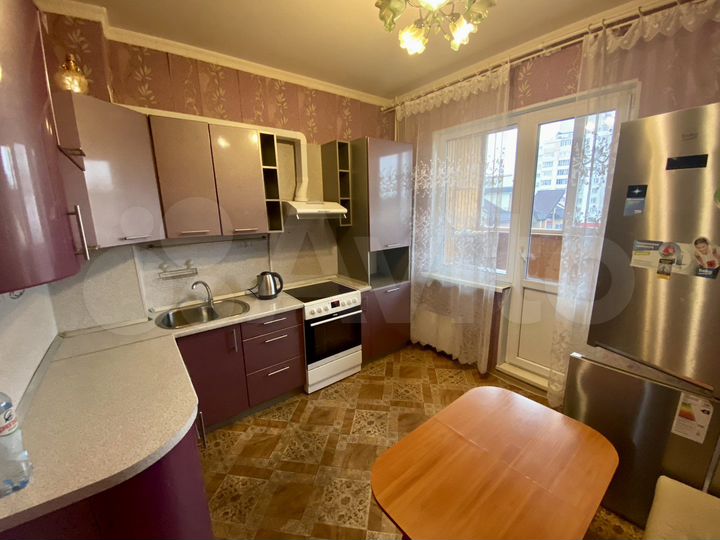 2-к. квартира, 65 м², 4/17 эт.