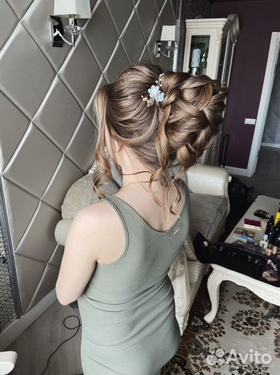 Стилист визажист