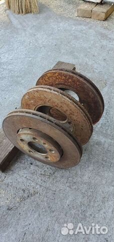 Диск тормозной передний Volkswagen Polo 5