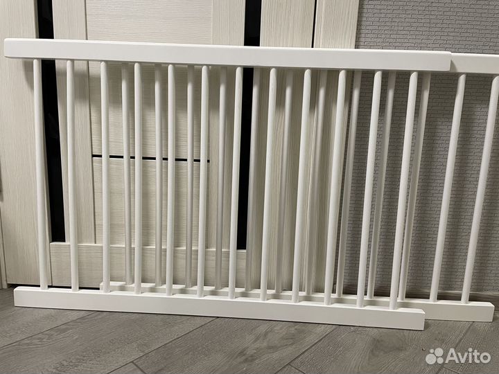 Детская кроватка с матрасом