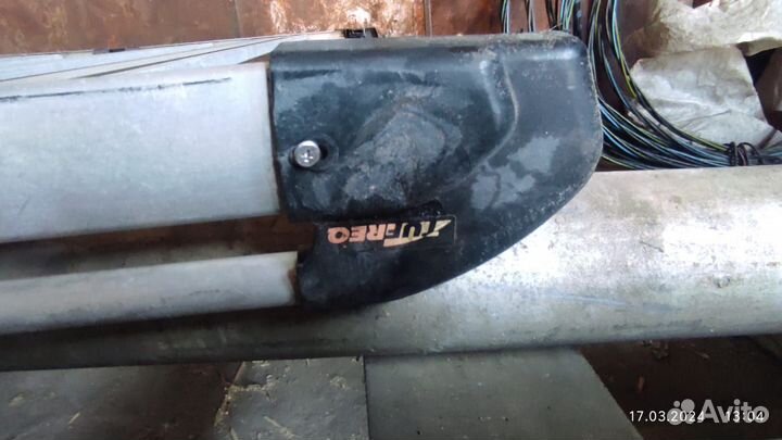 Багажник на крышу Toyota hiace