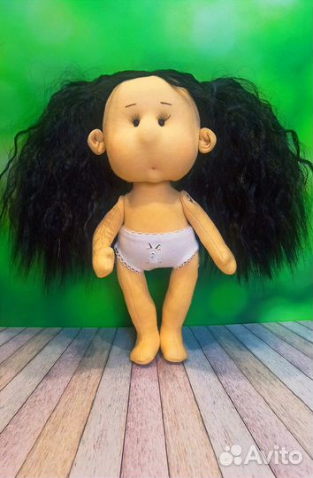 Кукла Мия