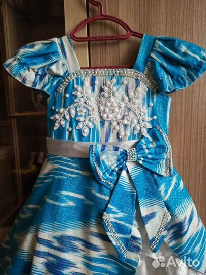 Платье праздничное для девочки 98