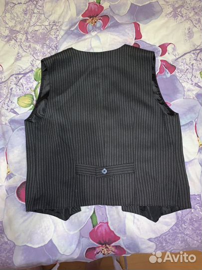 Школьный жилет на мальчика