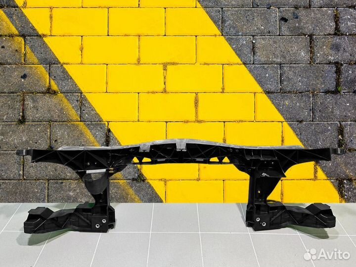 Телевизор Панель Mercedes Sprinter W906