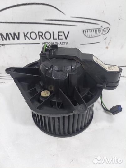 Моторчик отопителя (печки) Grand Cherokee (WH/WK)