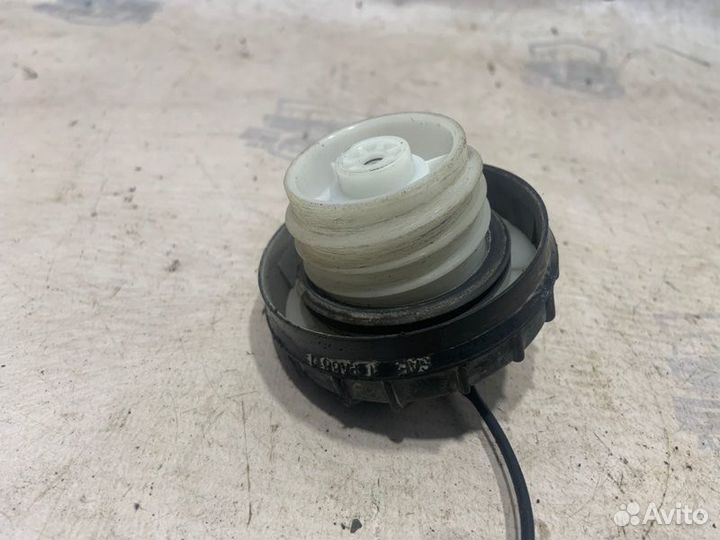 Крышка топливного бака Daewoo Nexia F16D3 2010