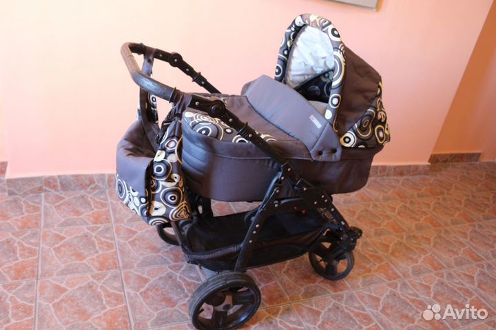 Коляска 3 в 1 LittleTrek люлька,прогулка,переноска