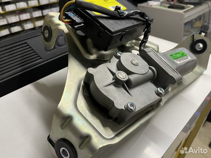 Электропривод багажника Genesis