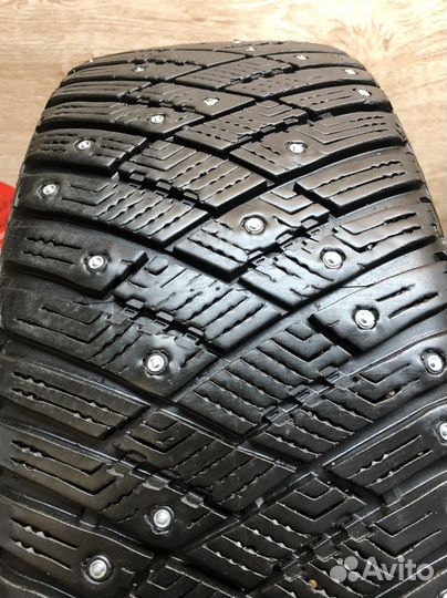 Goodyear Ultragrip Ice Arctic 205/55 R16 94T
