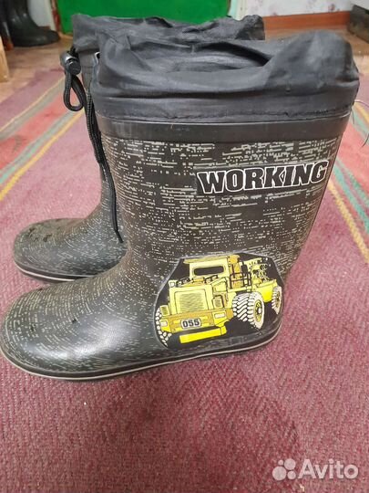 Резиновые сапоги