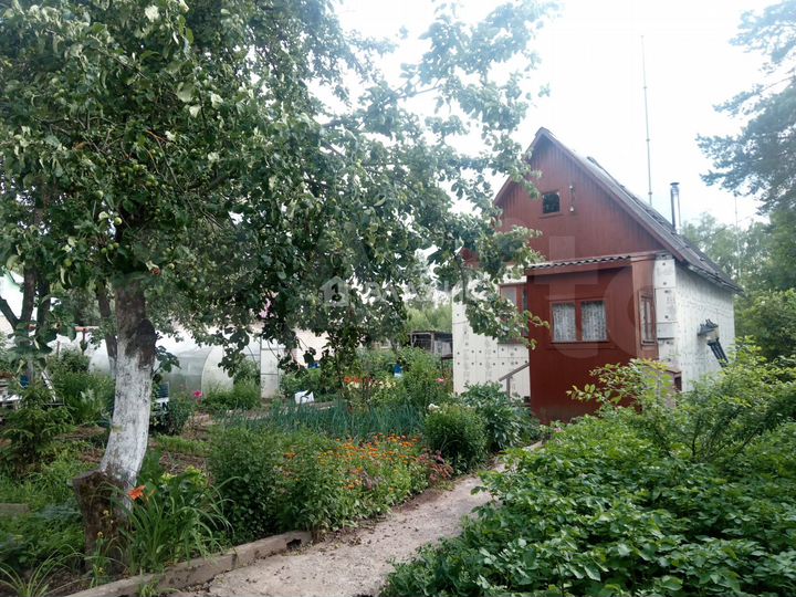 Дом 45 м² на участке 5,7 сот.