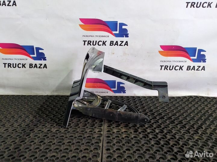 5801592119 Спойлер кабины правый Iveco Stralis