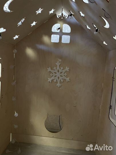 Детский игровой домик из дерева