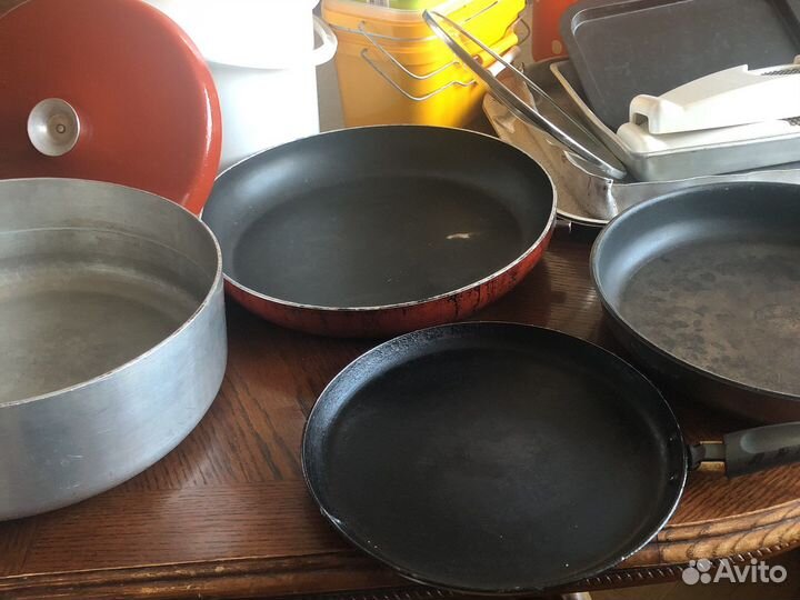 Разная посуда для кухни