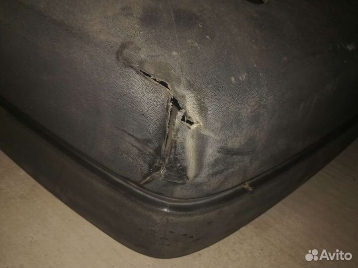 Задний бампер Passat b3